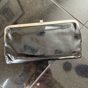 HOBO Shiny Black Clutch